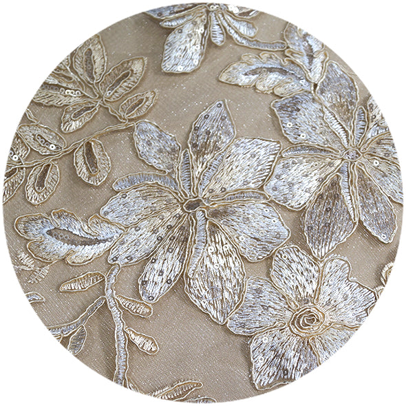 Shop Table Linens in Style: Lace & Embroideries