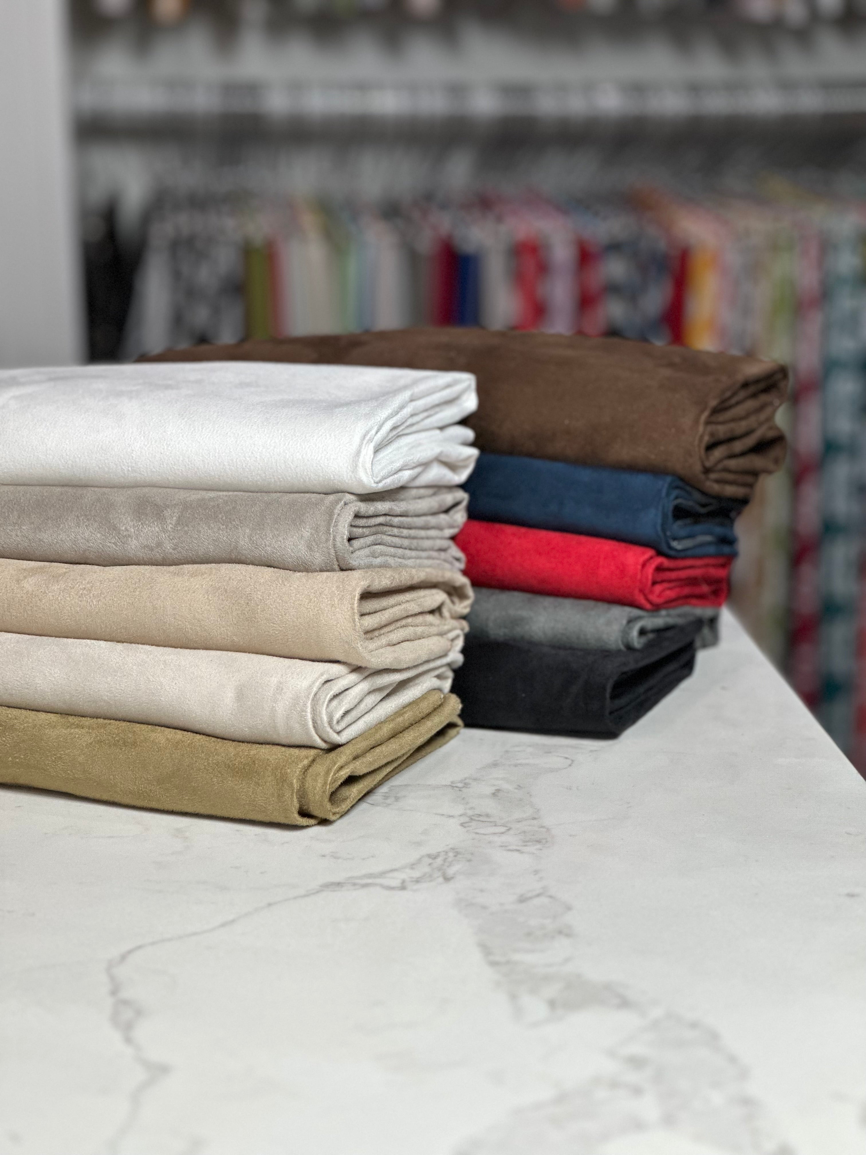 Microfiber Suede Table Linen in Ivory – Urquid Linen