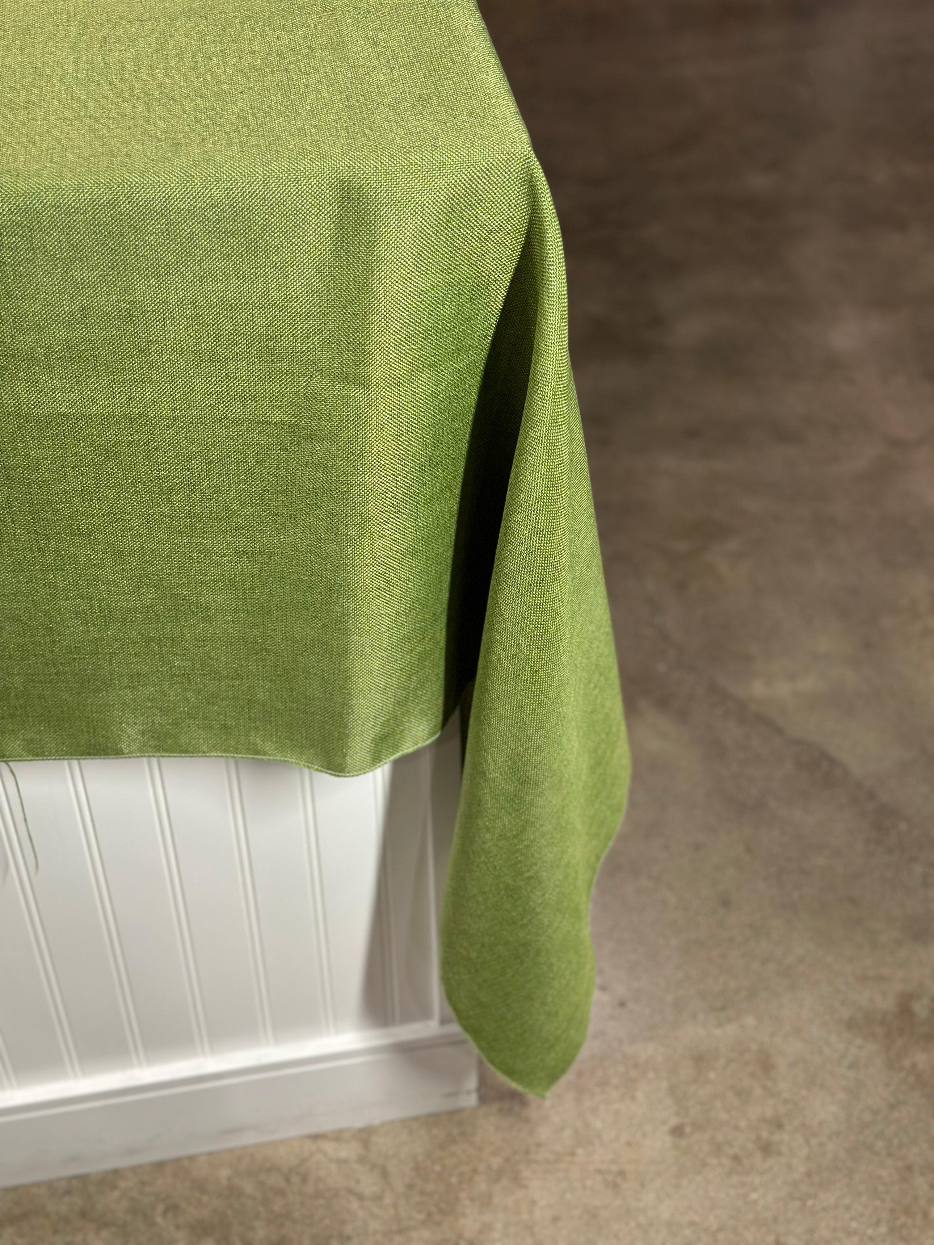 Imitation Burlap Table Linen in Willow Green – Urquid Linen