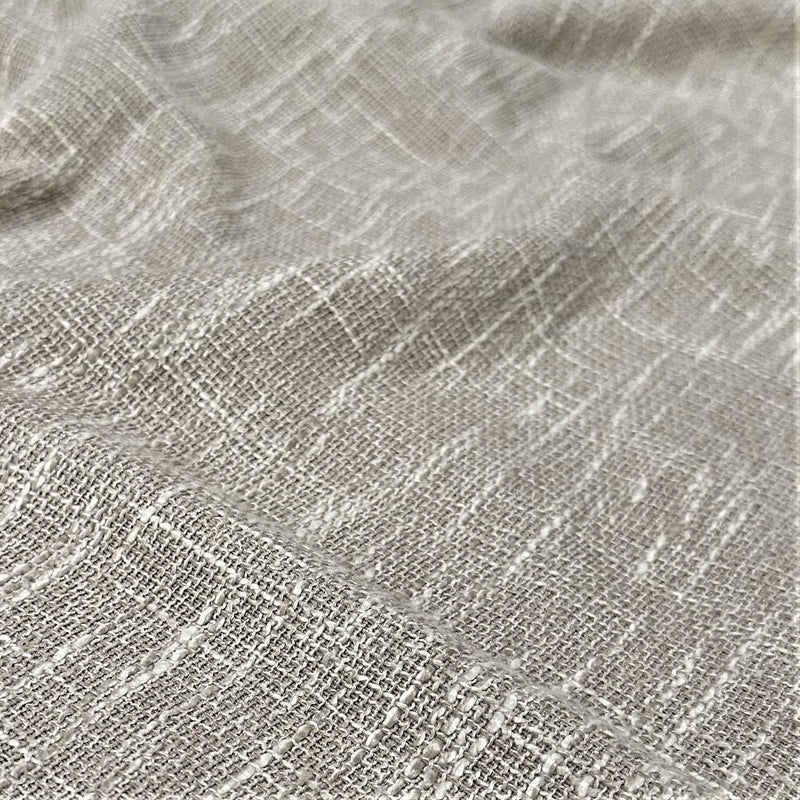 Capri Slub Linen Table Linen in Silver