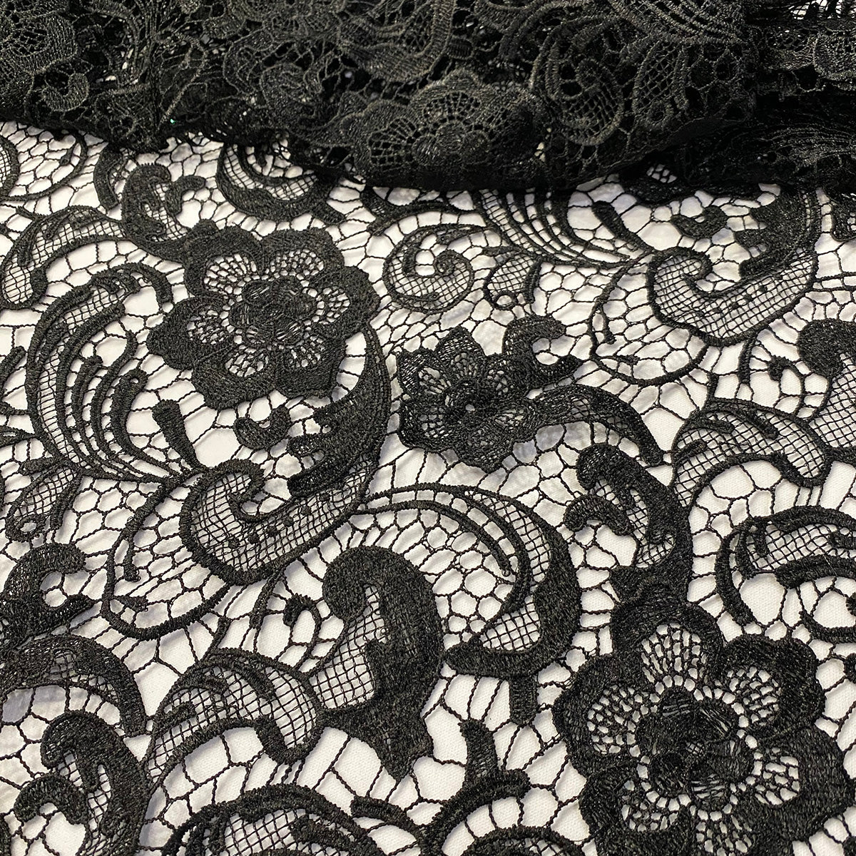 English Lace Wholesale Fabric in Black