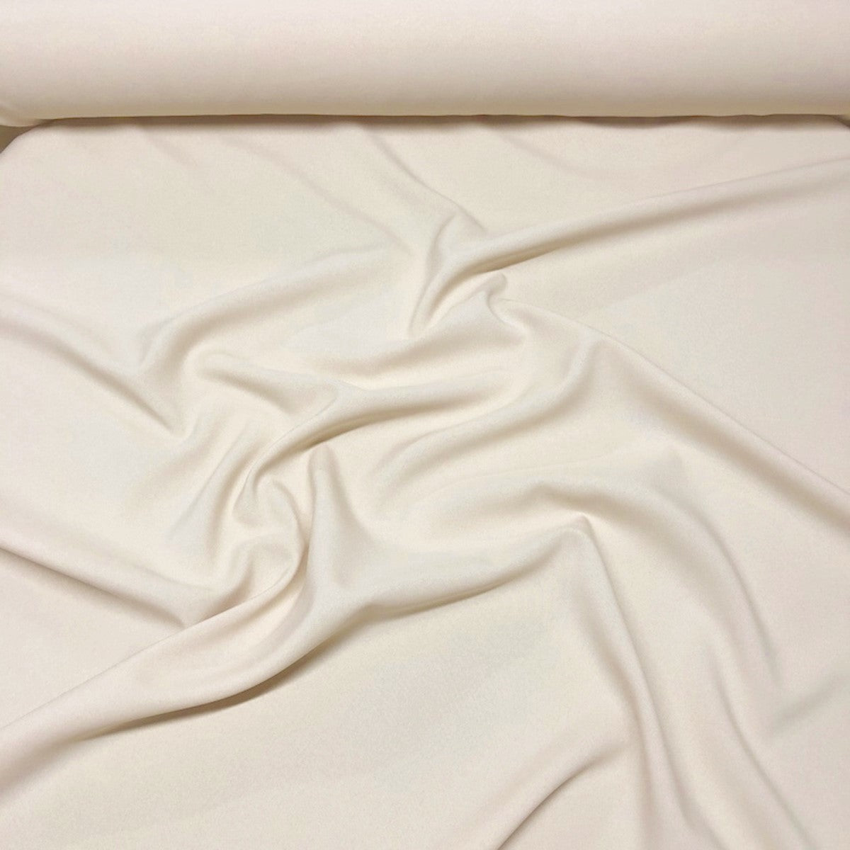 Scuba Wrinkle Free Tablecloths Overlays Urquid Linen Scuba wrinkle free tablecloths overlays urquid linen