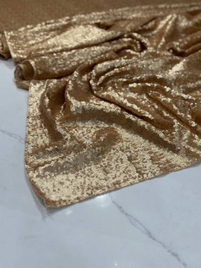 Glitz Sequins Table Linen in Antique Gold