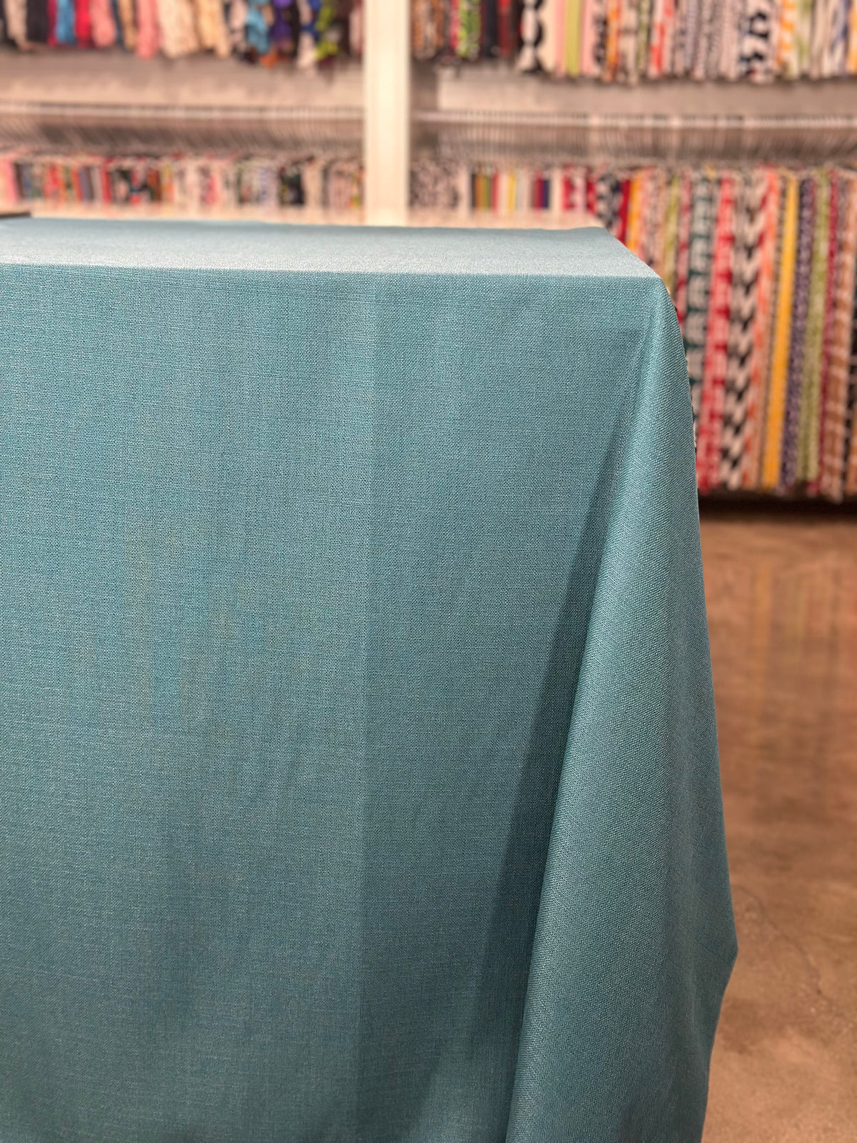 Rustic Linen Table Linen in Teal – Urquid Linen