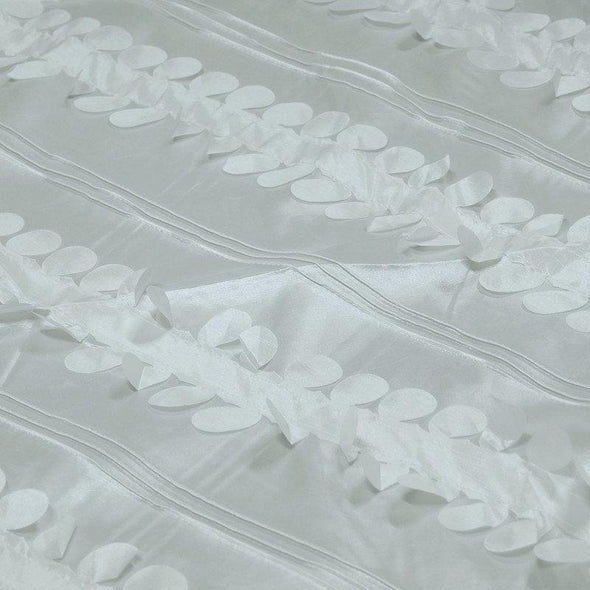 Diagonal Taffeta Table Linen in White
